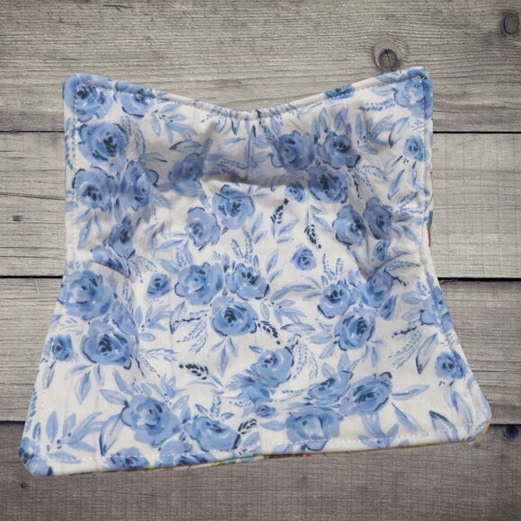 Microwave Bowl Cozy, Reversible Floral Soup Bowl or Ice Cream Cozy - Picture 2 of 4